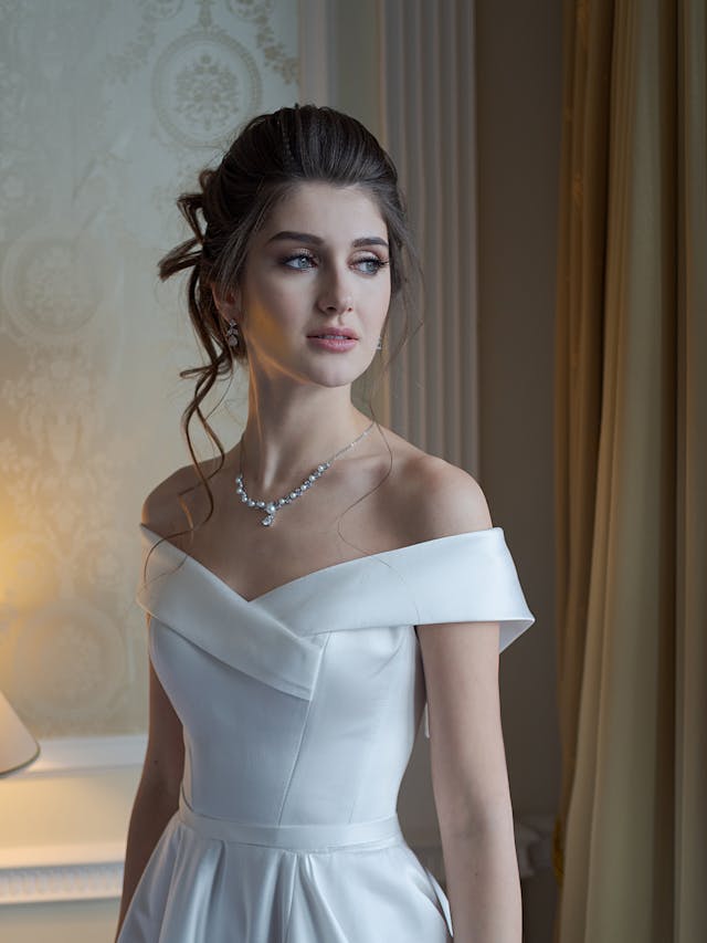 stylish wedding guest attire